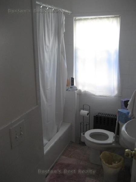 119 Lanark Rd #1 - Photo 3 of 3