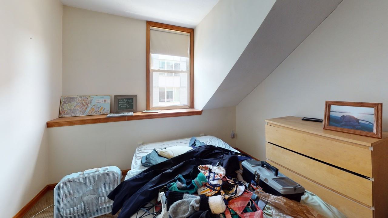 100 Hudson St #4 - Photo 4 of 6