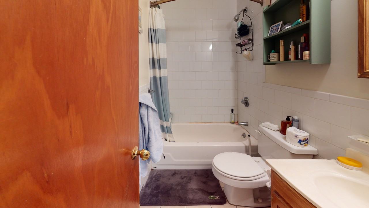 100 Hudson St #4 - Photo 6 of 6