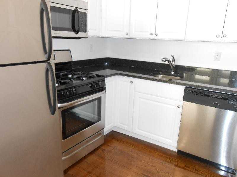 71 Brighton Ave #5 - Photo 6 of 21