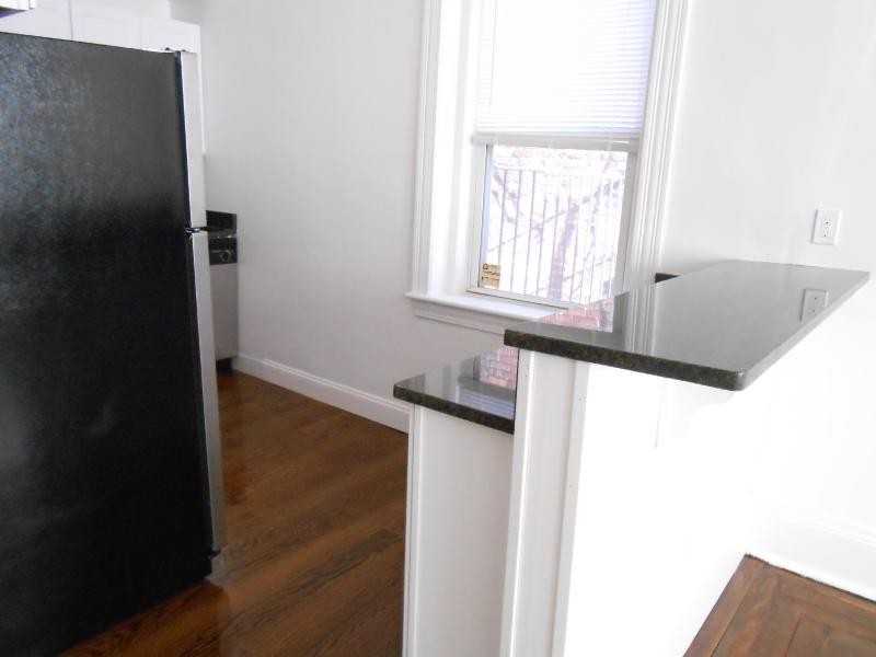 71 Brighton Ave #5 - Photo 7 of 21