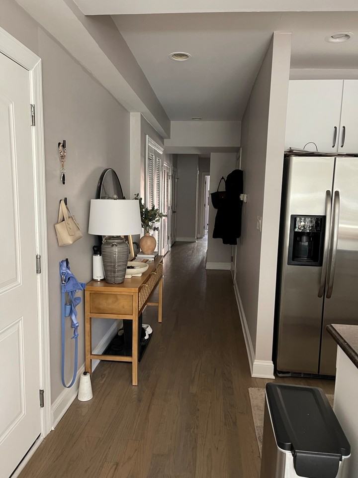 844 W Erie St #2 - Photo 4 of 13