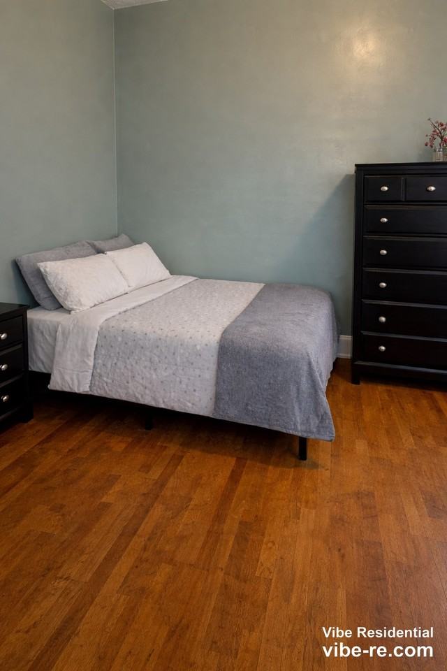 832 Washington St #3 - Photo 3 of 6