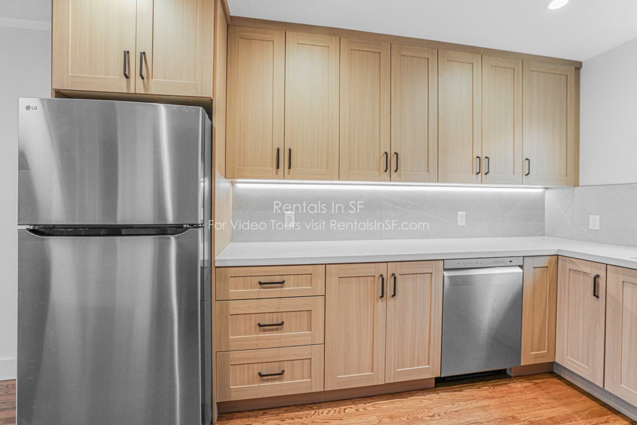 226 Molimo Dr - Photo 5 of 18