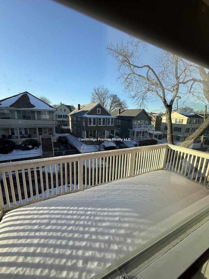 Quincy St #2 - Photo 3 of 20