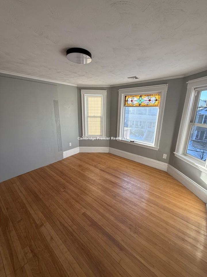 Quincy St #2 - Photo 5 of 20