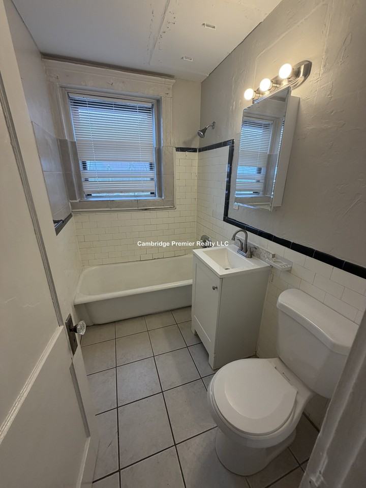 Huss Ct #205 - Photo 7 of 10