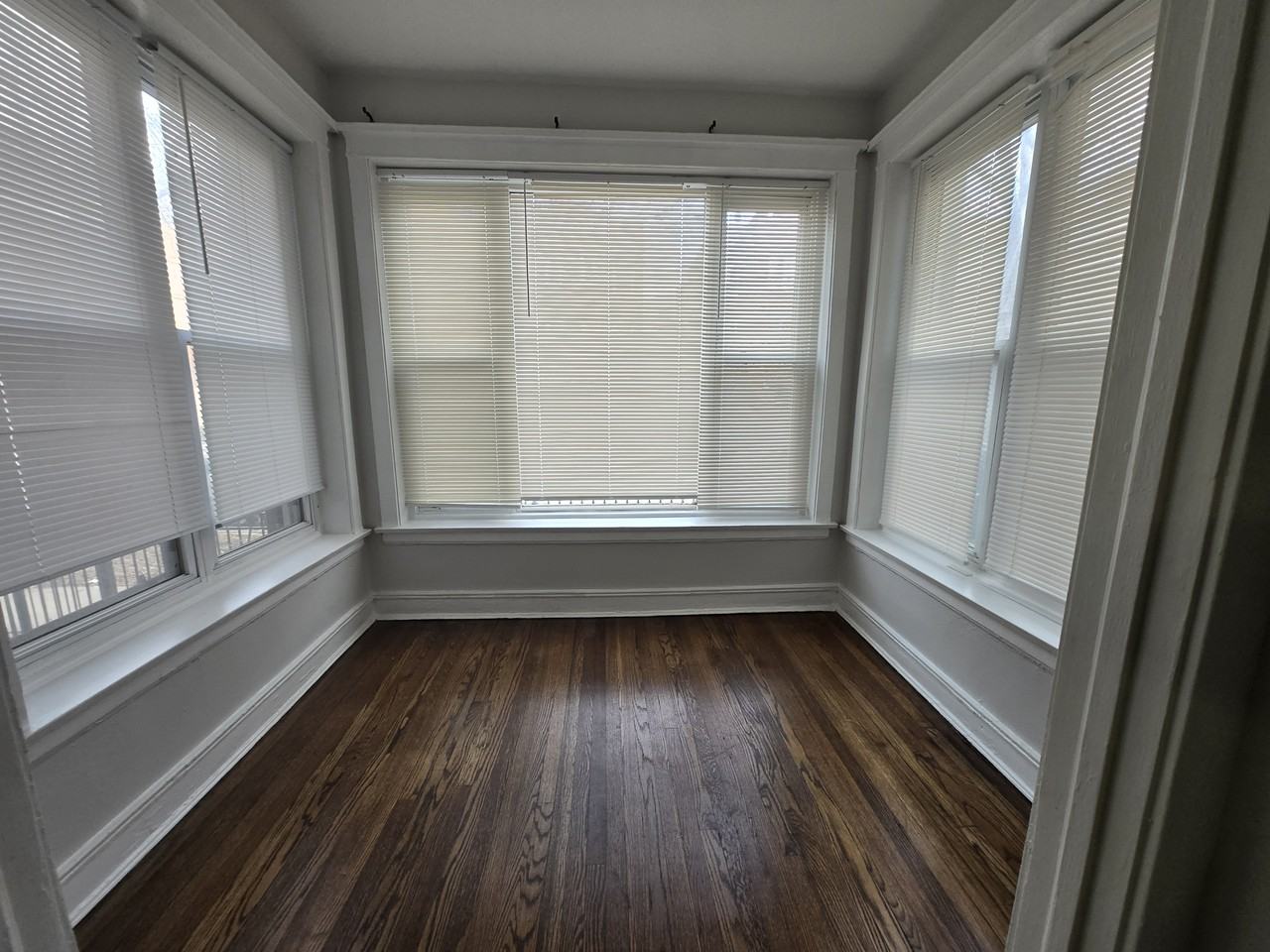 6812 S Cornell Ave #1 - Photo 4 of 18