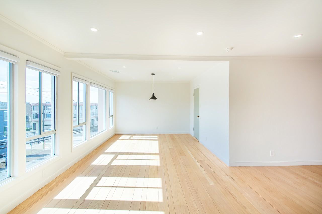 3736 Irving St - Photo 5 of 28