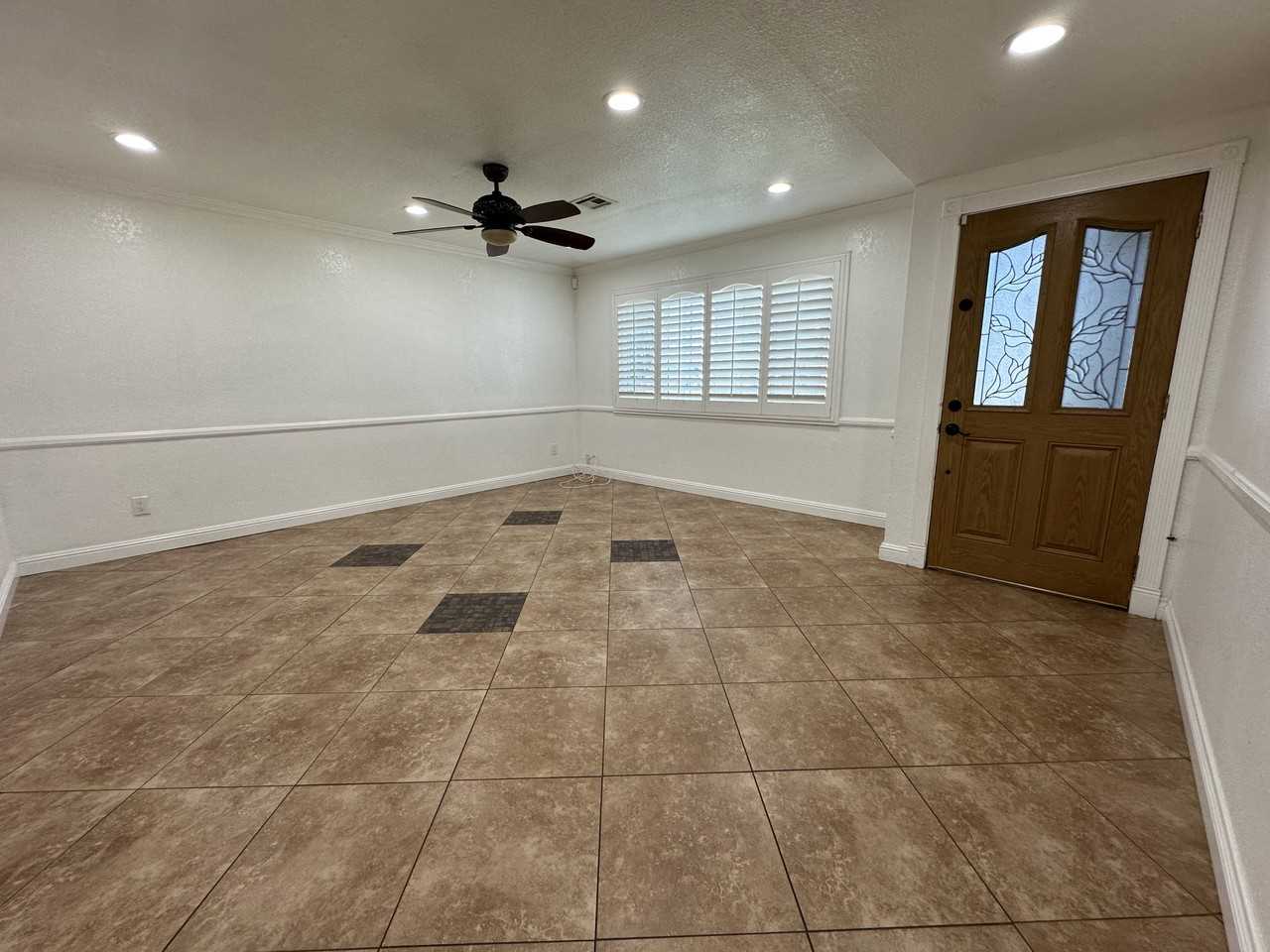 4611 Harrison St #1 - Photo 6 of 35