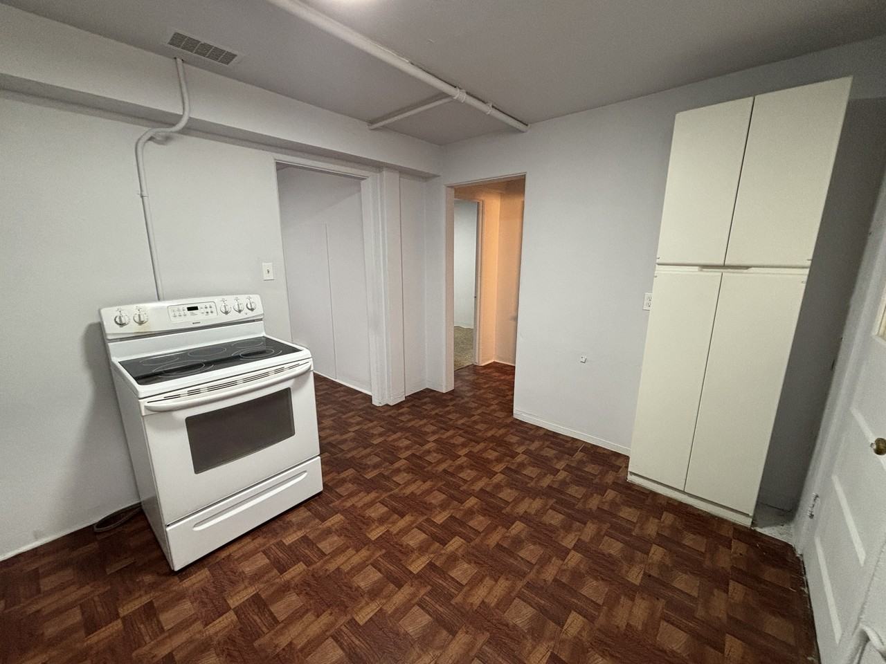 122 1/2 7th St #1 - Photo 5 of 16