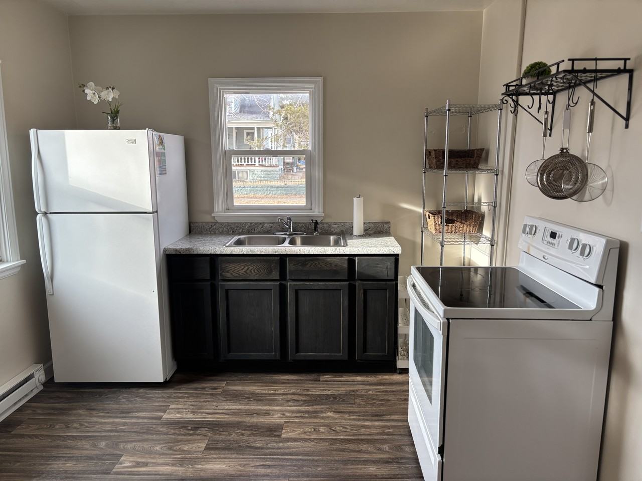 124 7th St #1 - Photo 6 of 15