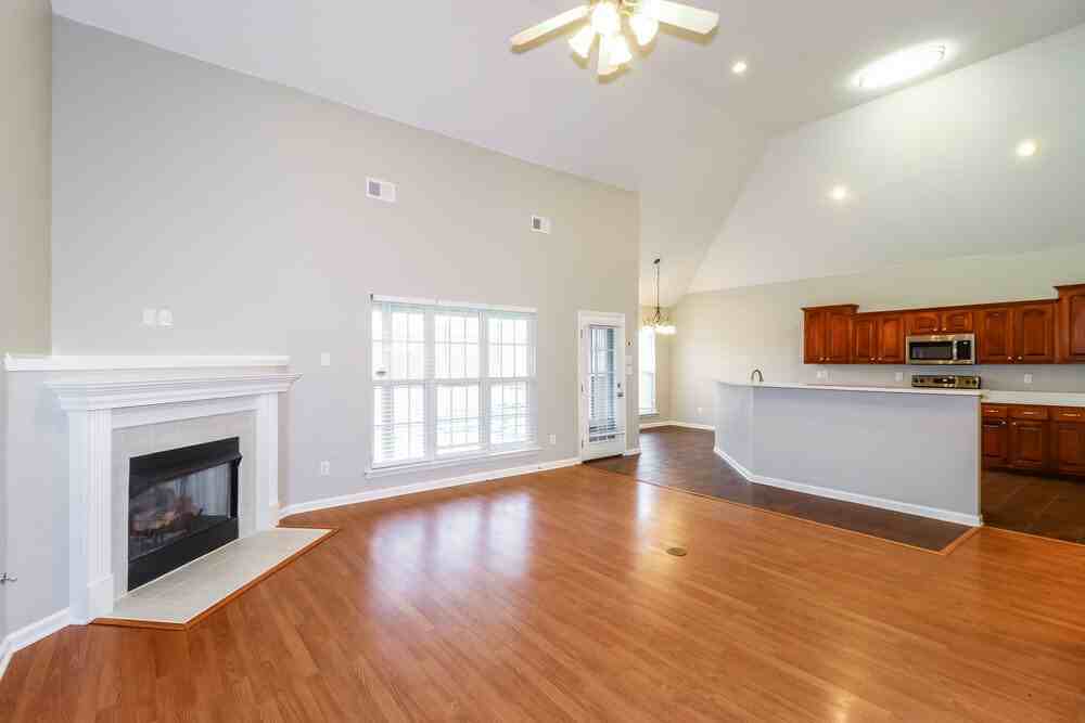 11597 Dempsey Dr - Photo 4 of 16