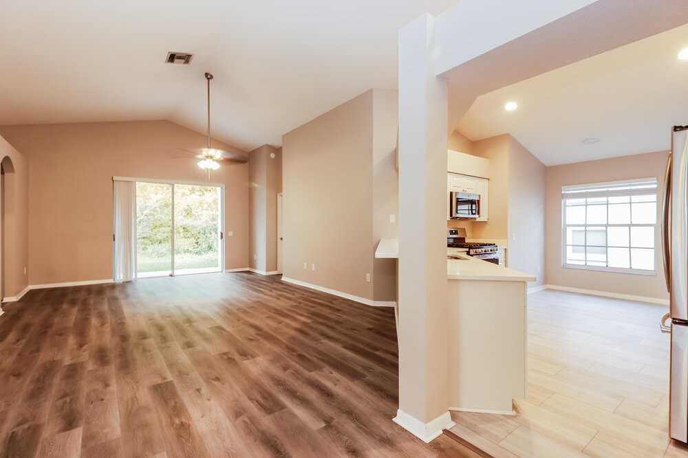 29611 Birds Eye Dr - Photo 5 of 16