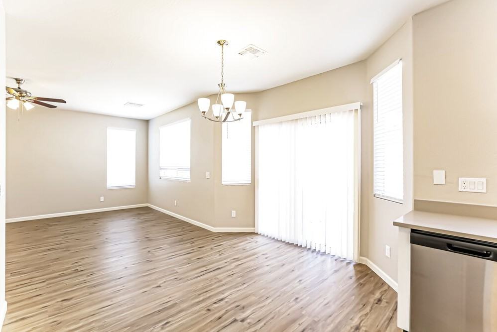 9032 W Preston Ln - Photo 7 of 17