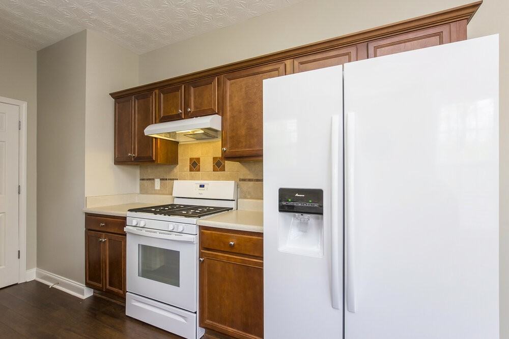 206 Providence Rd - Photo 6 of 15