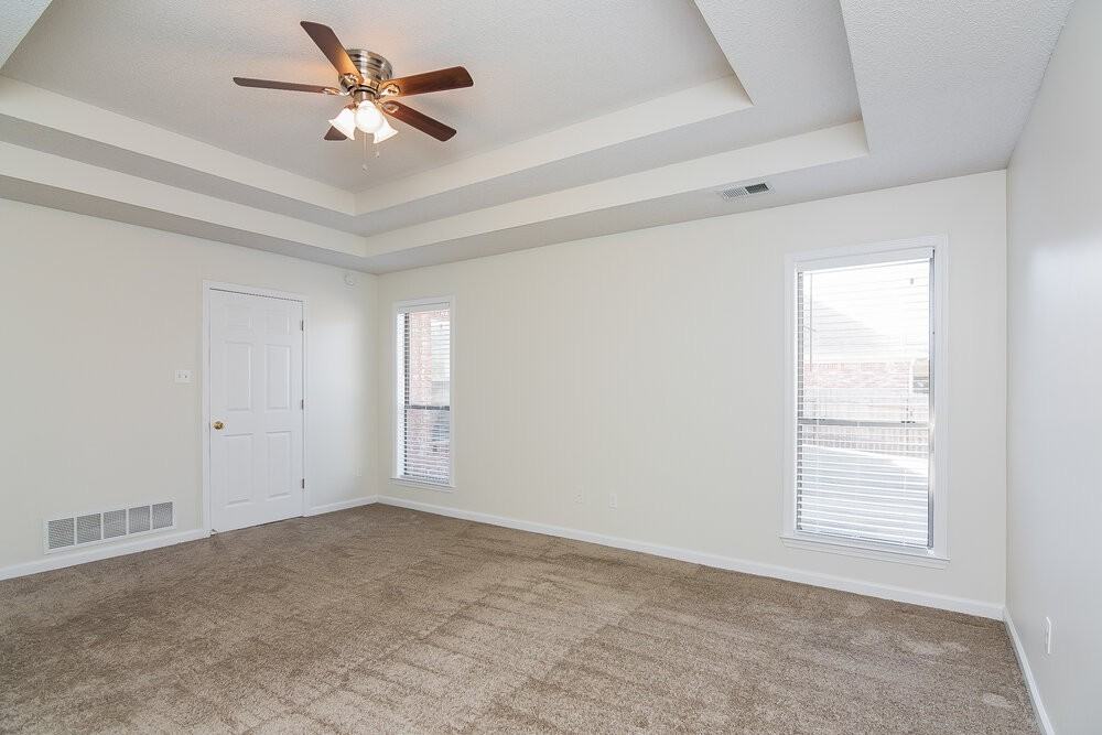 7942 Breezy Meadows Ln - Photo 5 of 15