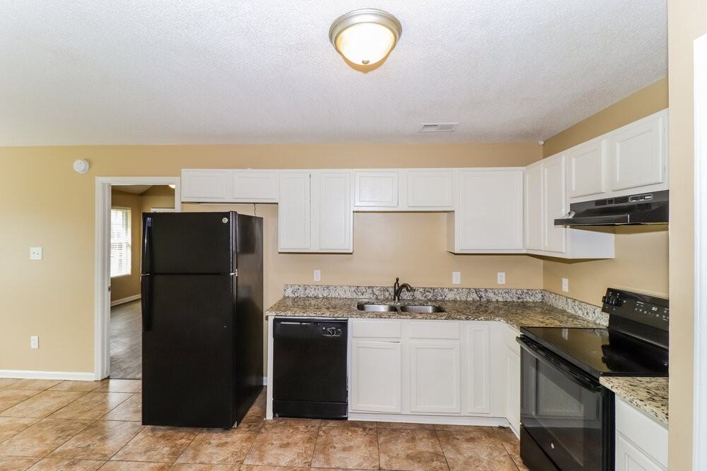 4551 Cedargreen Cv - Photo 7 of 16