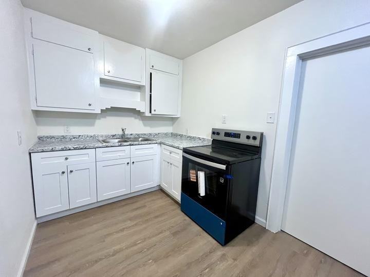 1828 Texas Ave - Photo 7 of 14