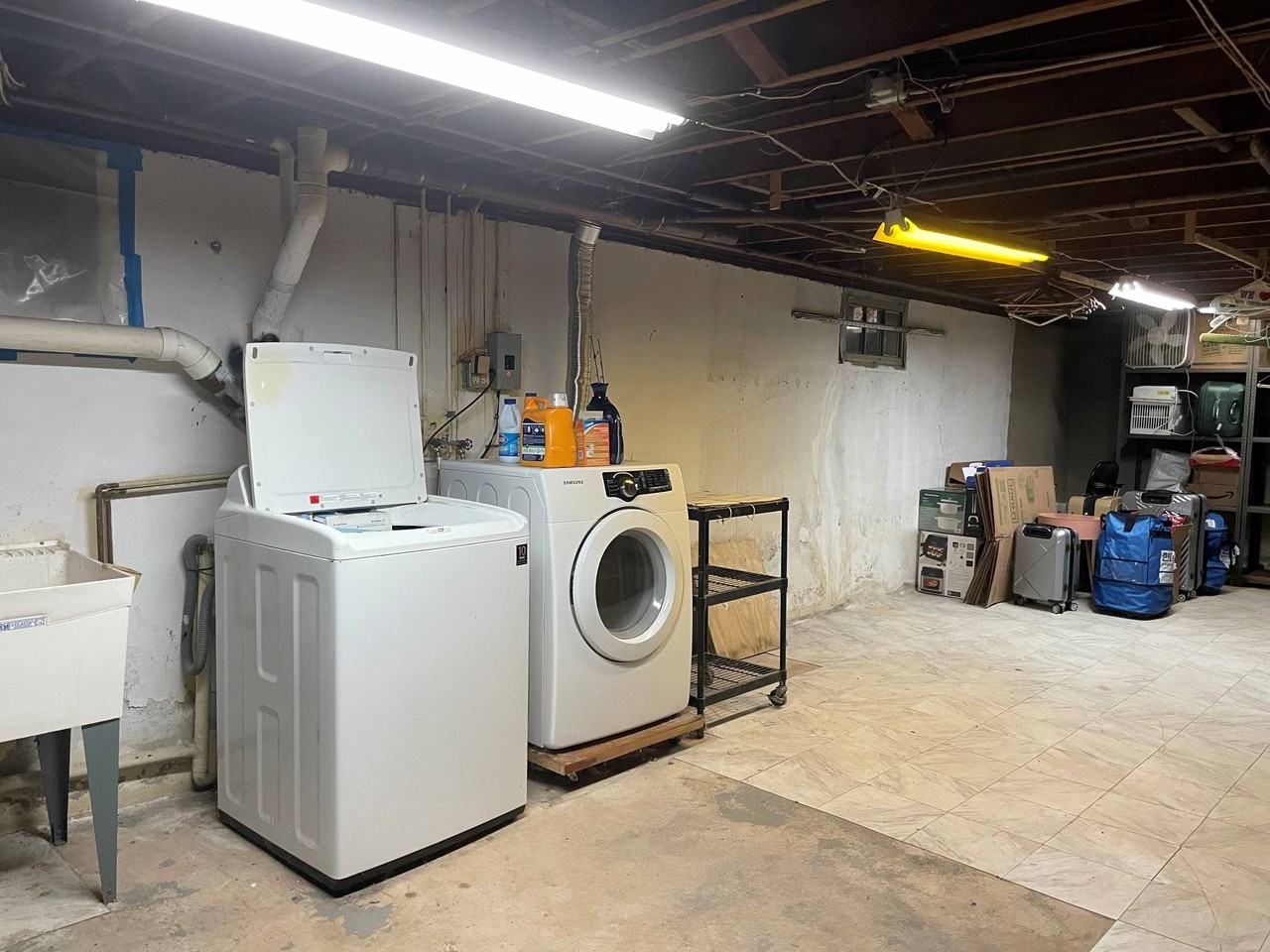 148 Christian Avenue - Photo 3 of 19