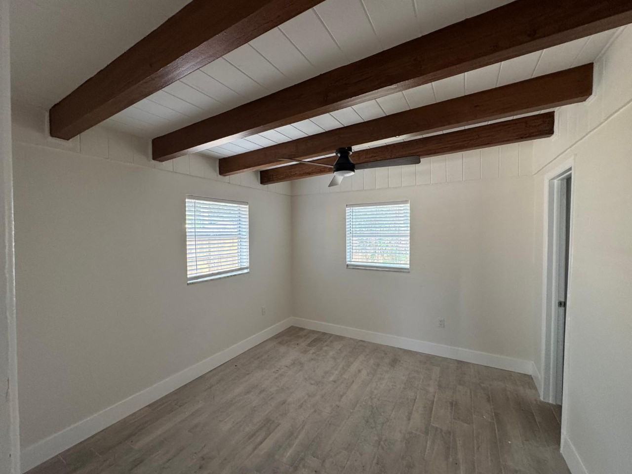 1216 E138TH AVE - Photo 6 of 10