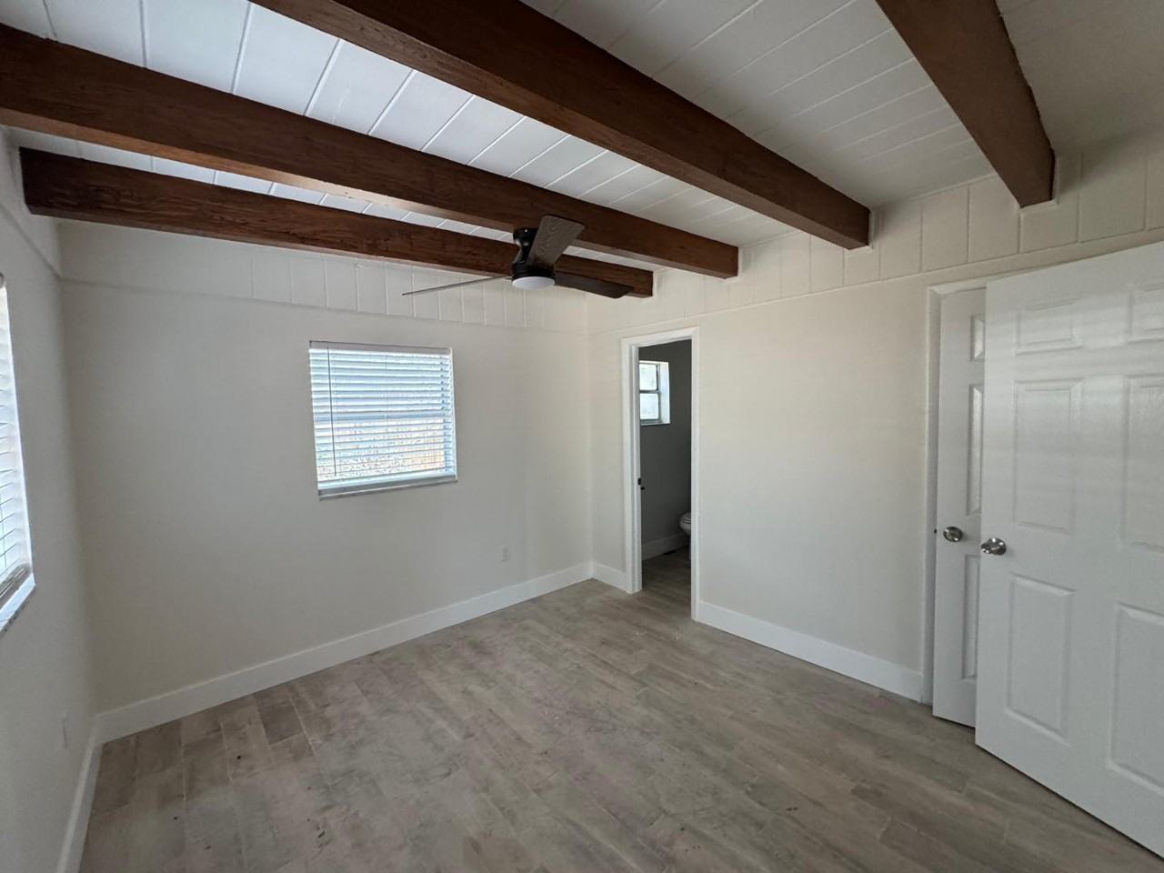 1216 E138TH AVE - Photo 7 of 10