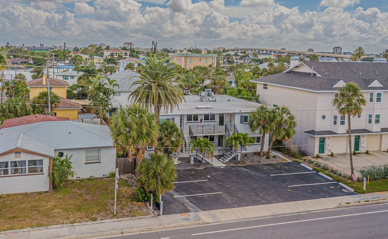 3675 GULF BLVD - Photo 7 of 10