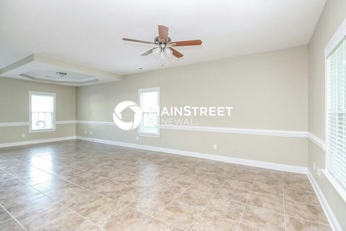 4505 Stephen Oaks Way - Photo 3 of 15