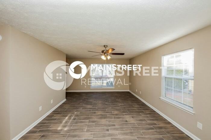 5437 Somer Mill Rd - Photo 5 of 17