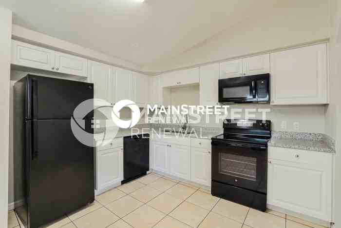 703 Osceola Dr - Photo 6 of 16