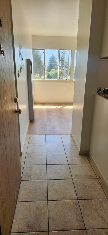 2740 College Ave. - Photo 7 of 19