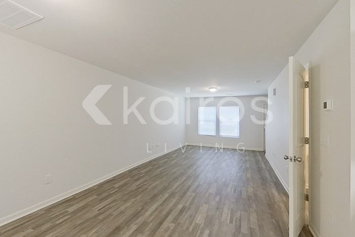 3921 Miller Dr - Photo 4 of 23