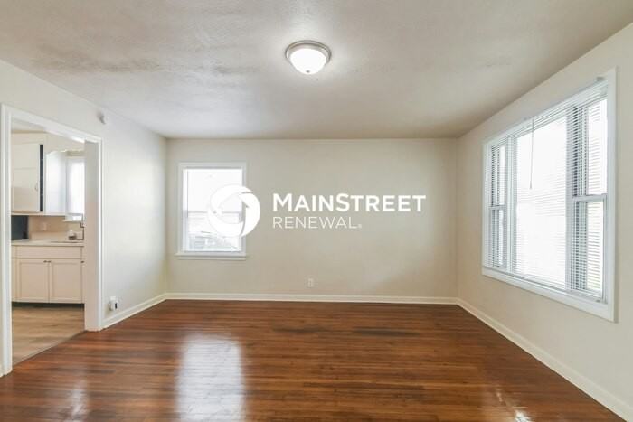 1934 N Bosart Ave - Photo 6 of 16