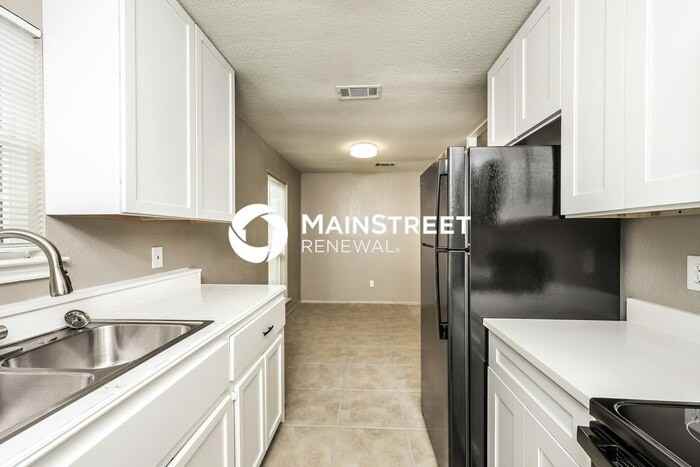 9921 Cedar Mountain Cir - Photo 7 of 16