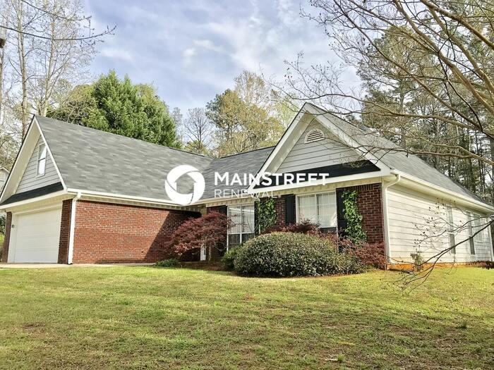 165 Cambridge Way - Photo 2 of 16