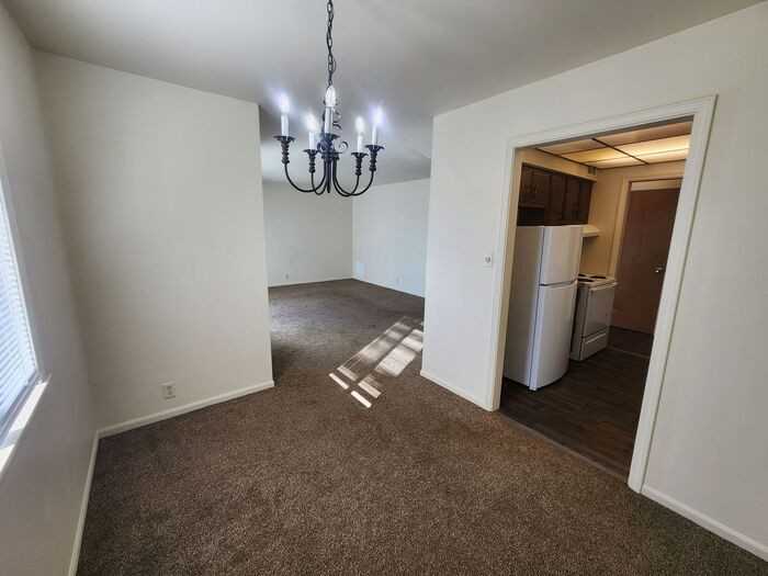 410 S 29th St #03 - Photo 4 of 13