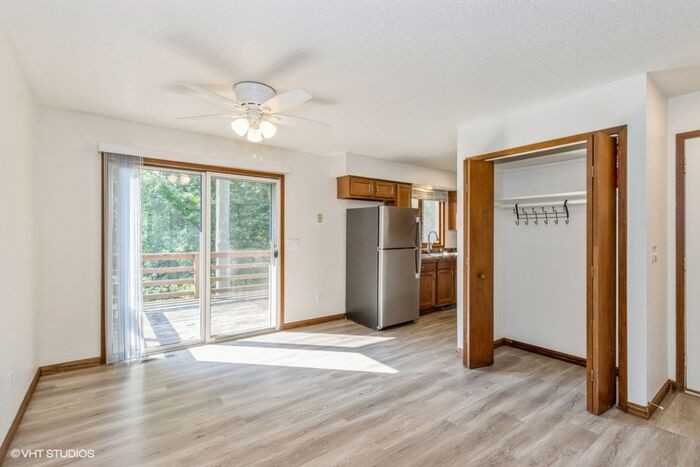 1359 Southview Cir - Photo 6 of 28