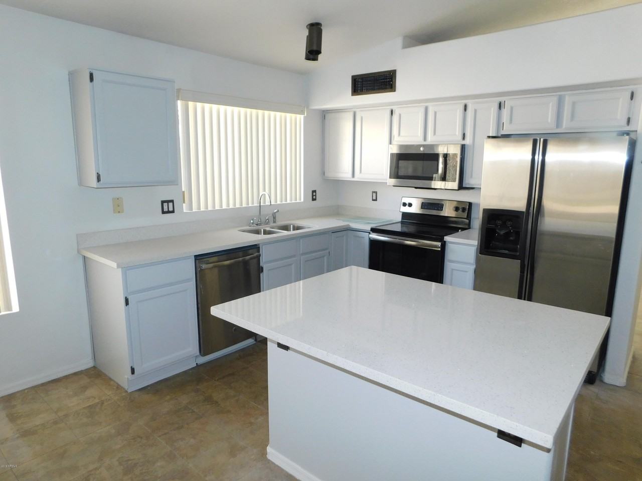 3510 E Edna Ave - Photo 4 of 21