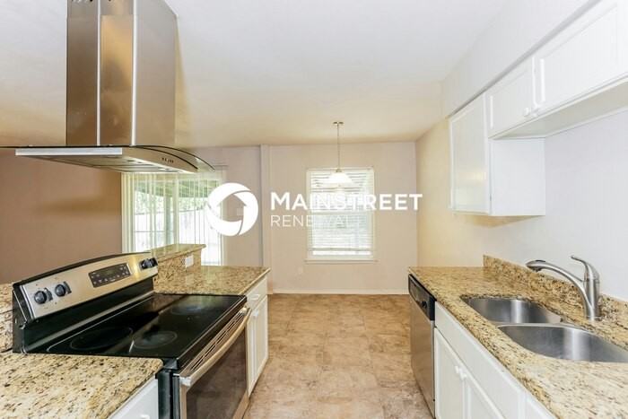 817 Sandalwood Ln - Photo 7 of 16