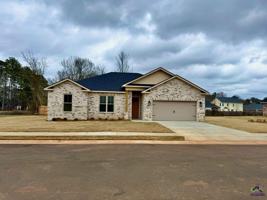 featured image of 110 Mayberry Ln