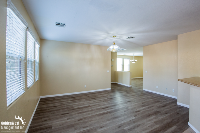 3390 Antique Rose Dr - Photo 6 of 20