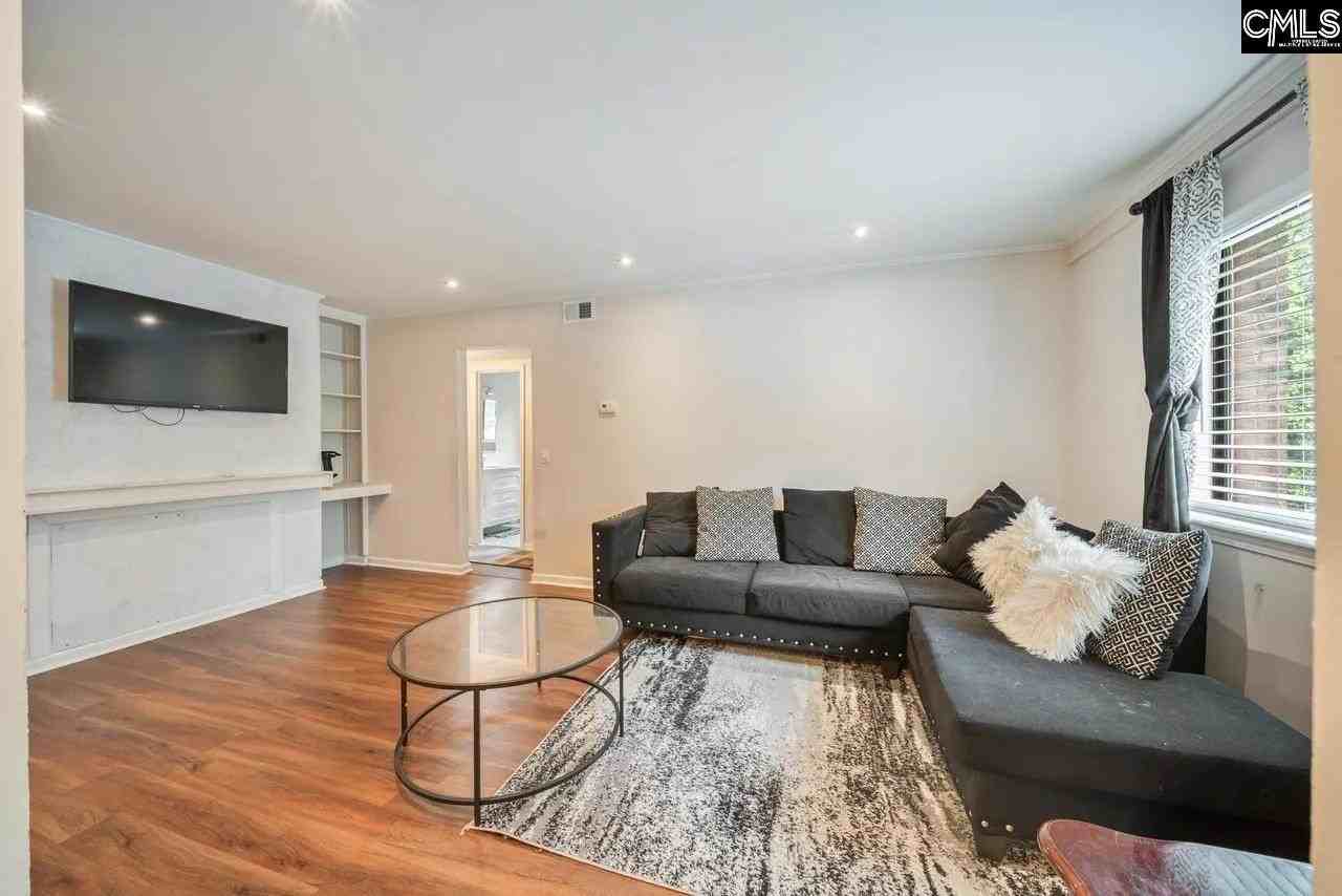 1680 Horseshoe Dr - Photo 2 of 8