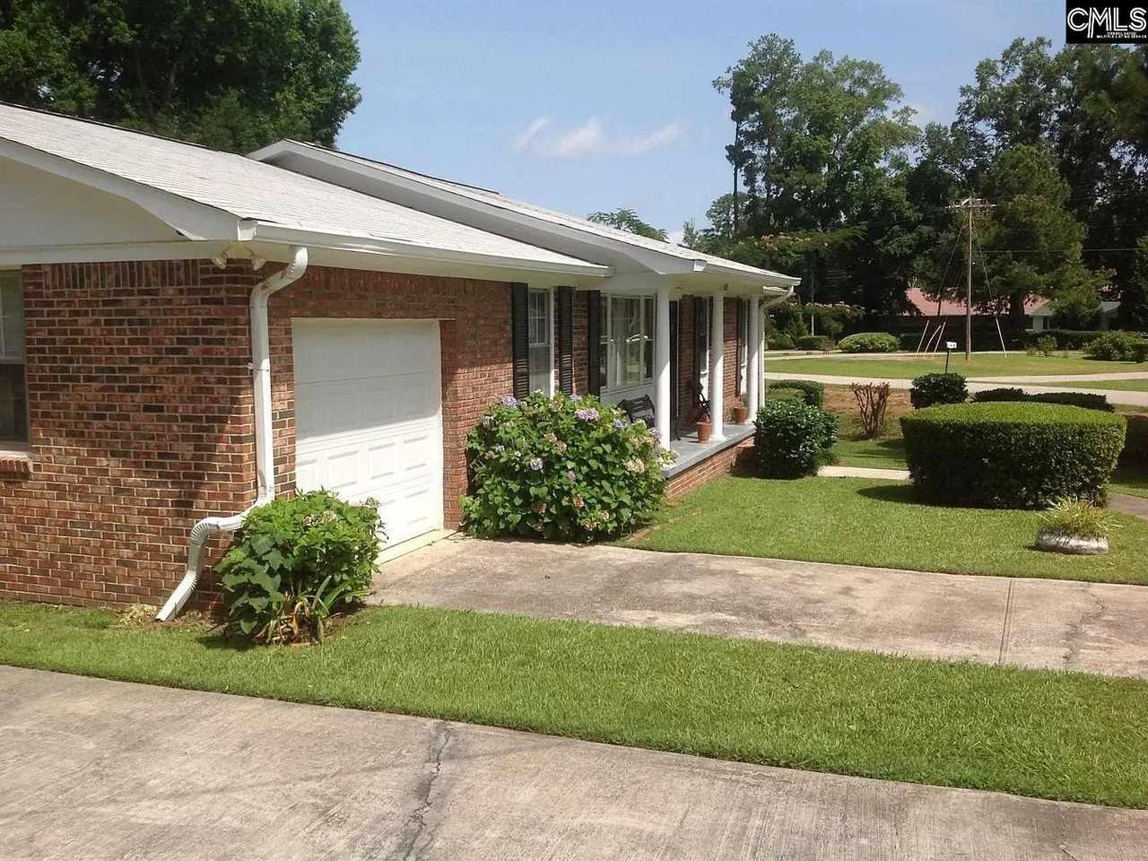 612 Piney Woods Rd - Photo 3 of 16