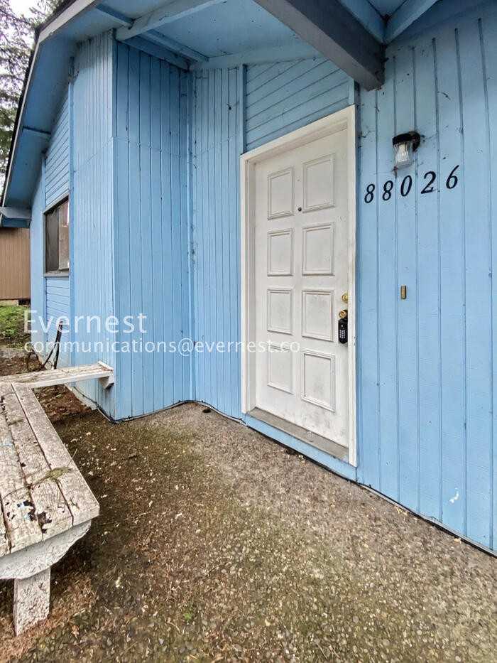 88026 9th St - Photo 3 of 39