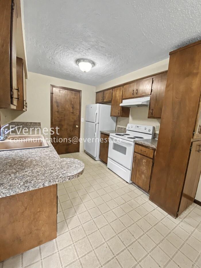 88026 9th St - Photo 5 of 39