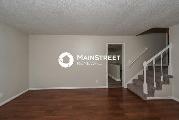 5070 Rick Dr - Photo 5 of 17