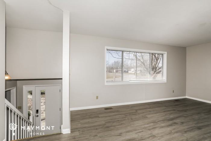 472 Tailholt Ln - Photo 7 of 18