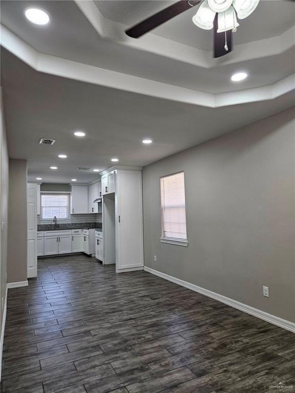 1109 Del Monte Dr - Photo 4 of 23