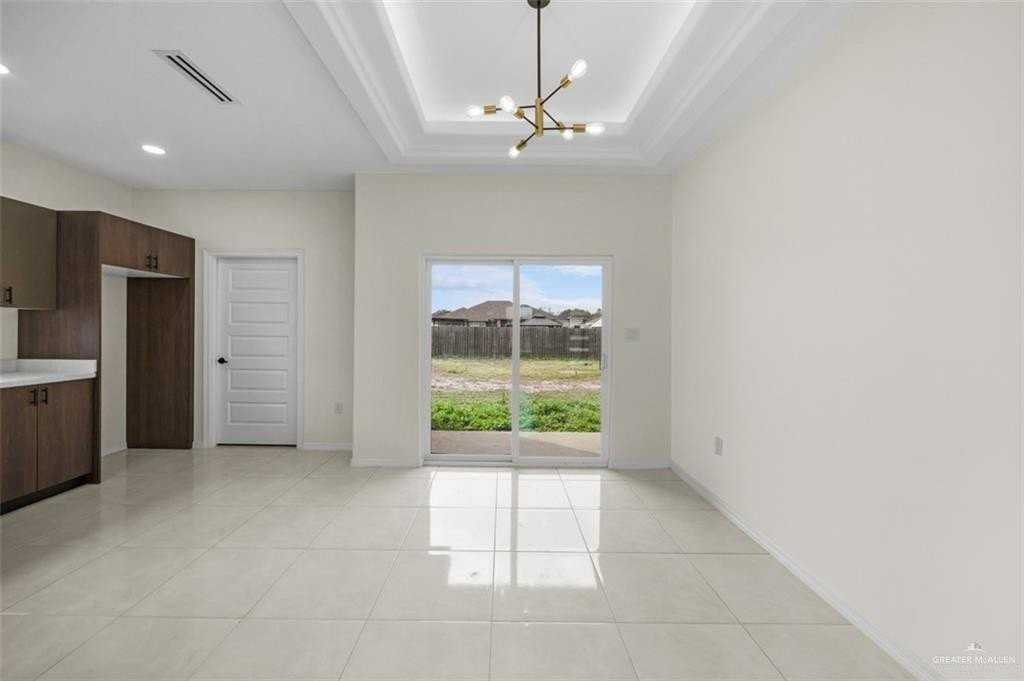 2304 San Pascual St - Photo 3 of 13