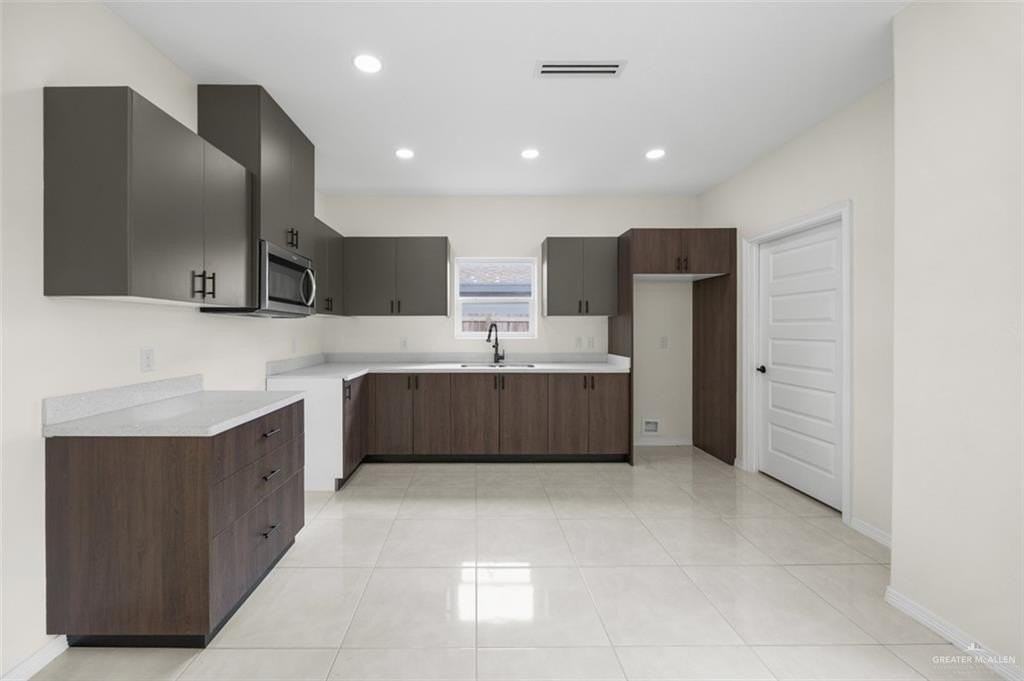 2304 San Pascual St - Photo 4 of 13